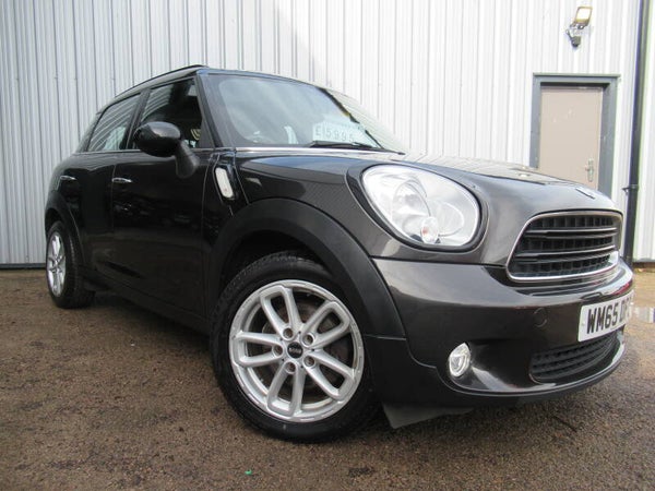 MINI Countryman | WM65DFO SUV (2010 - 2015) 1.6 Cooper SUV 5dr Petrol Auto Euro 6 (122 ps)