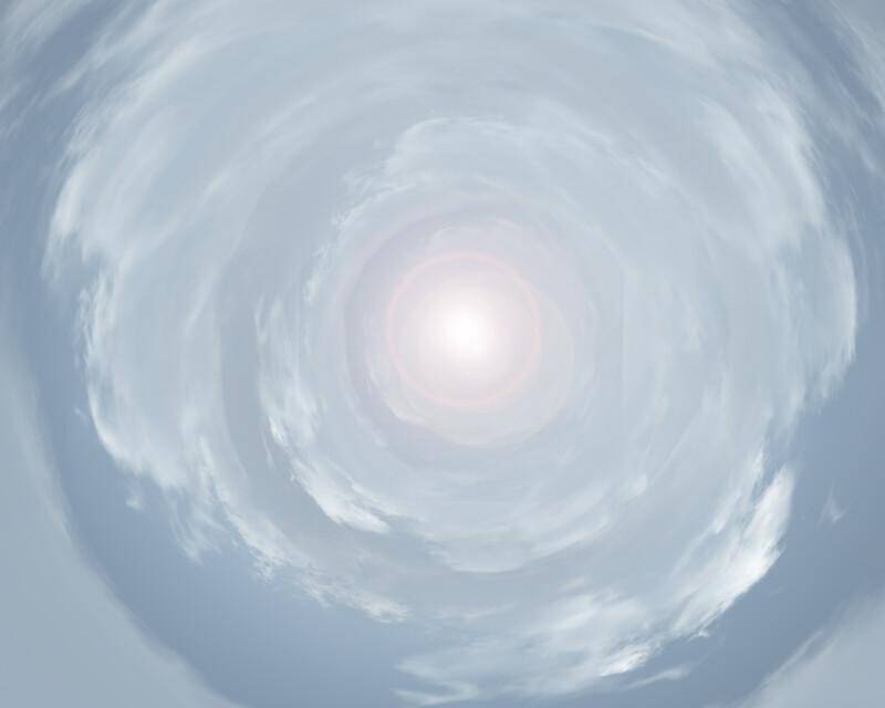 Wirbelnde Wolkenformationen mit einem hellen Licht in der Mitte, das einen spiralförmigen Effekt erzeugt, Kontext Blog Jenseitskontakte Jana Lorenz.