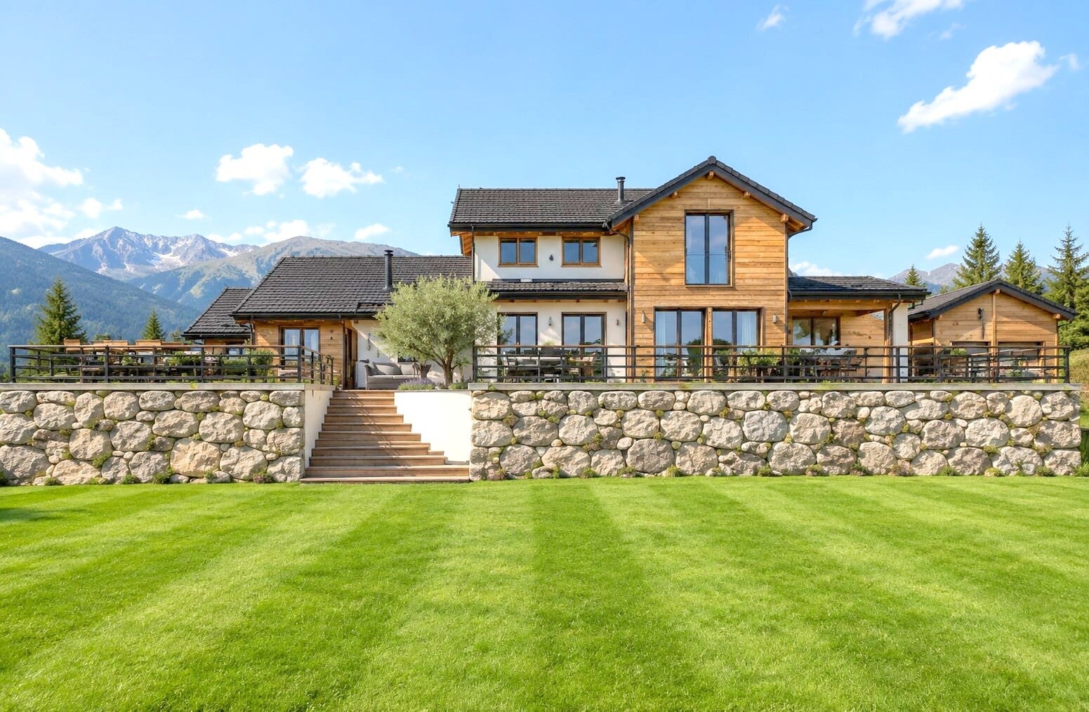 RIZZI Architecture – conception, rénovation, extension et architecture intérieure de maisons, chalets, appartements et bâtiments professionnels, du traditionnel au contemporain, en Savoie, Haute-Savoie et Hautes-Alpes : Tarentaise, Maurienne, Beaufortain,