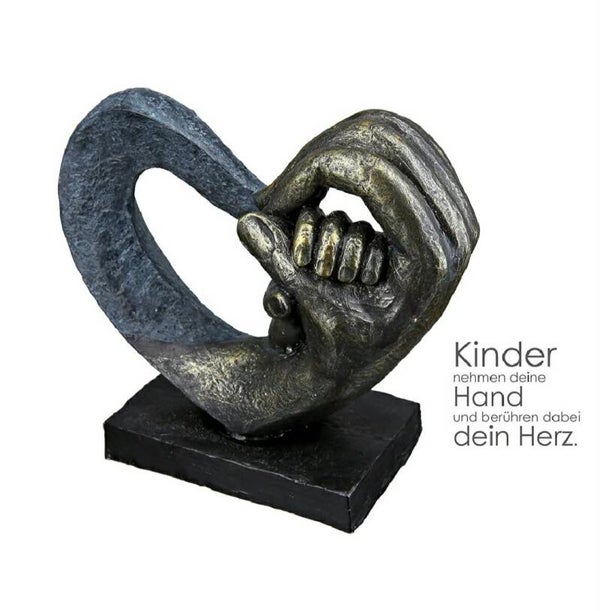 GI Sculpture Heart "Hands of Love"