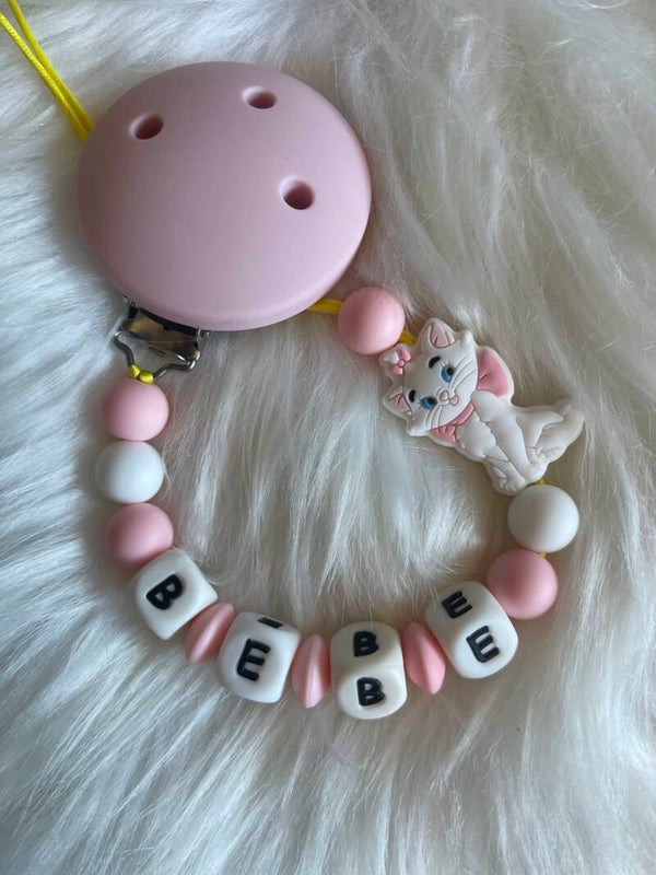 Attache tétine marie