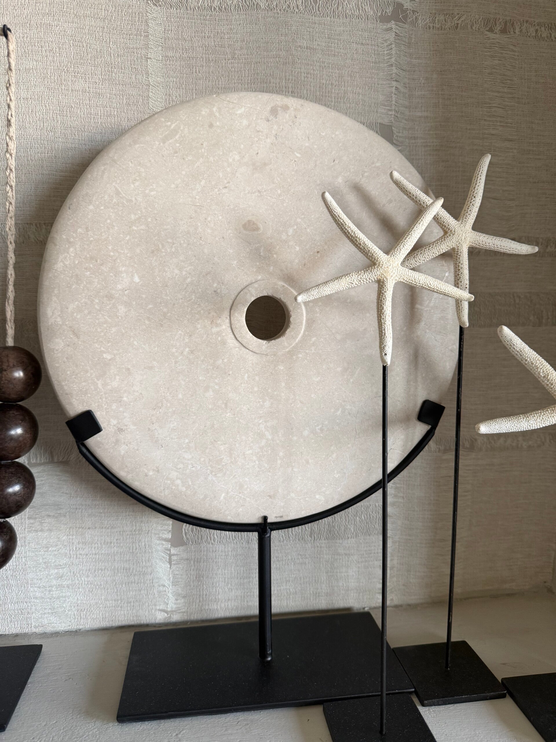 Marmeren ornament creme M | 30 cm