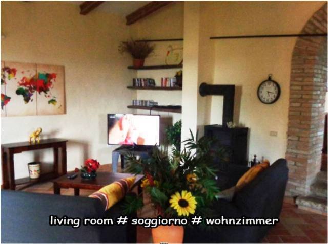 BIBLIOTECA - BIBLIOTHEK  - LIBRARY Italia Casa Vacanza Ca Piero • Italien Ferienhaus Ca Piero • Italy Holiday Home Ca Piero Bibliothek • Library