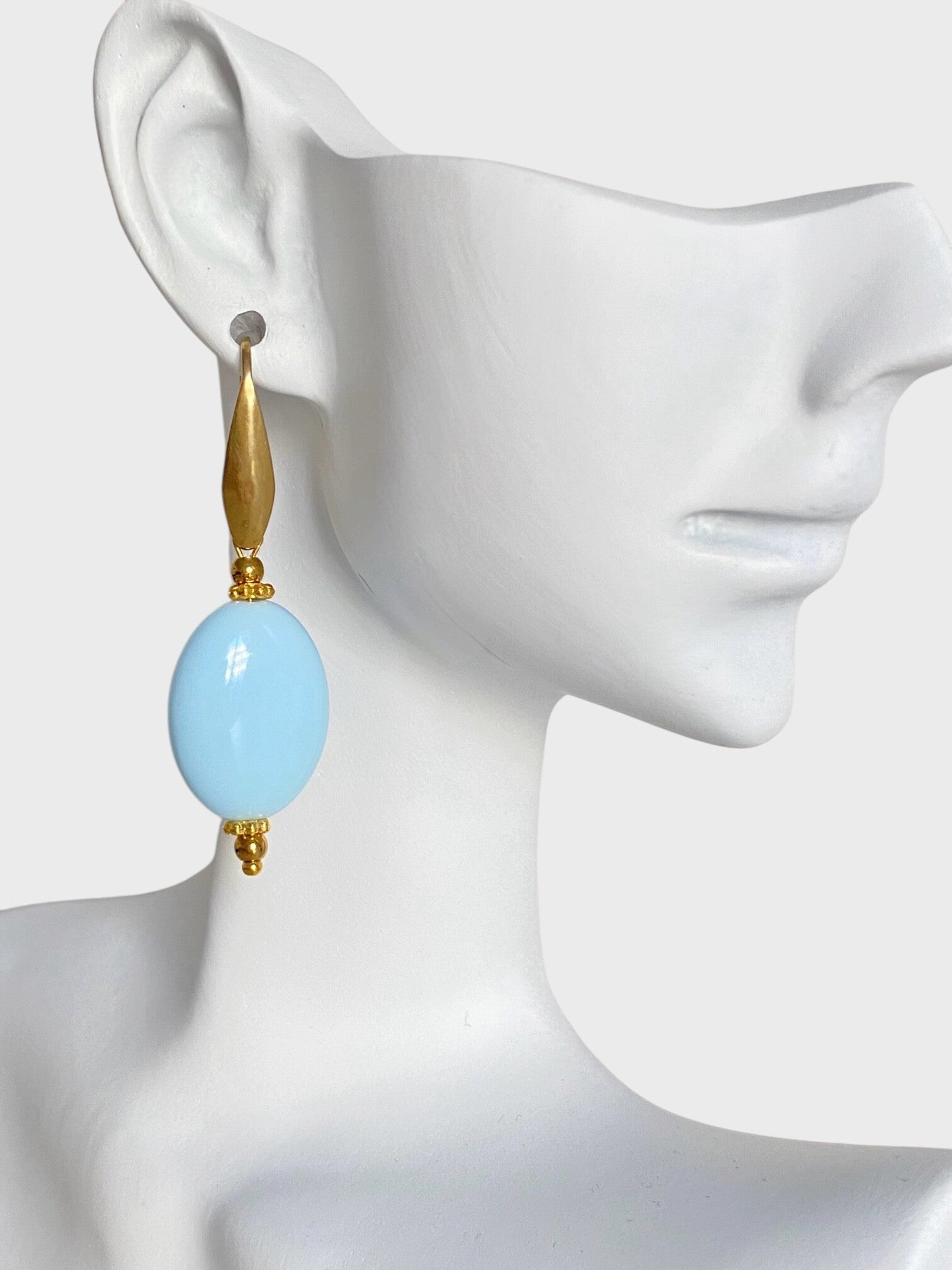 Boucles d'oreilles bohème éclat perle acrylique bleue acier inoxydable doré IslaBra