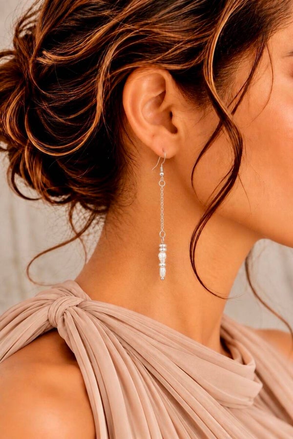 Boucles d'Oreilles pendantes en acier et perles de culture - LUNE