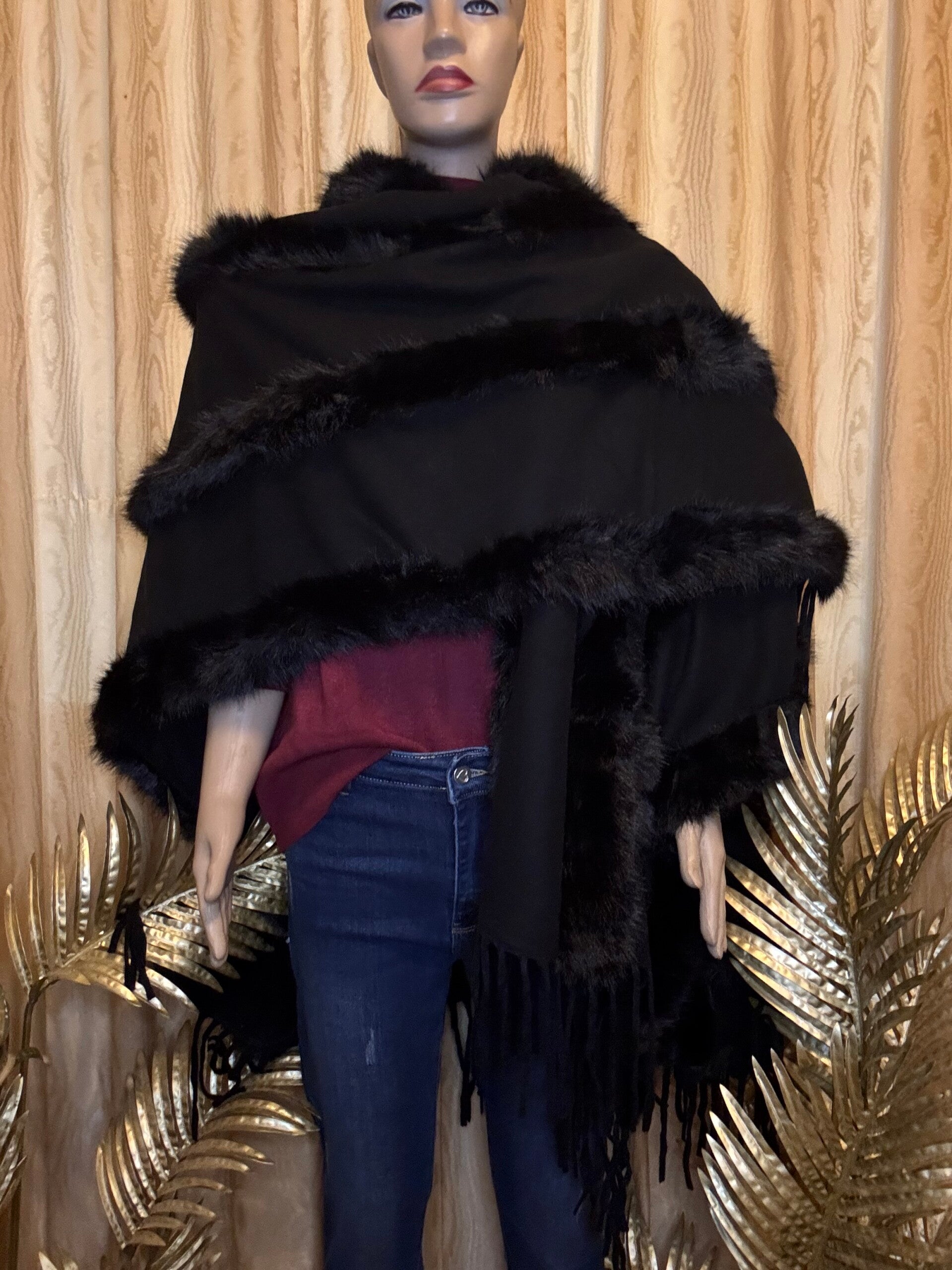 Poncho Diva