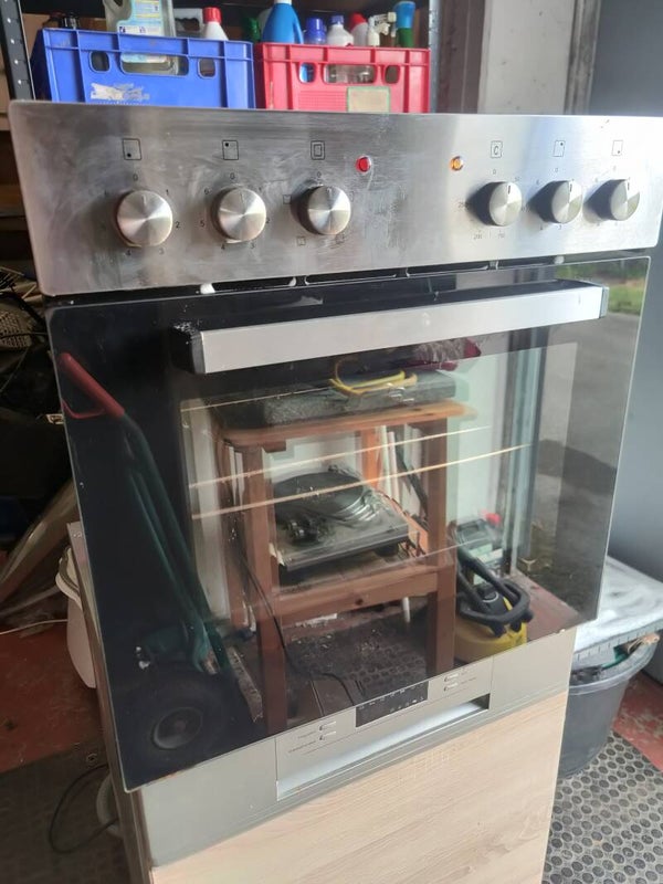 Backofen mit Ceranfeld