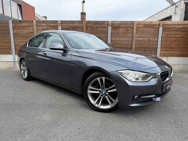 BMW 320i