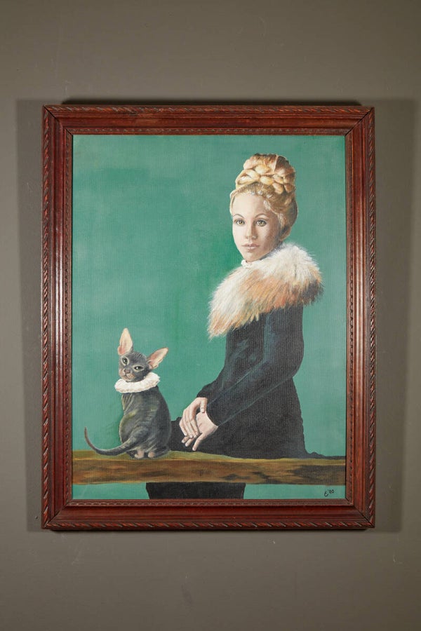 Vrouw met naaktkat