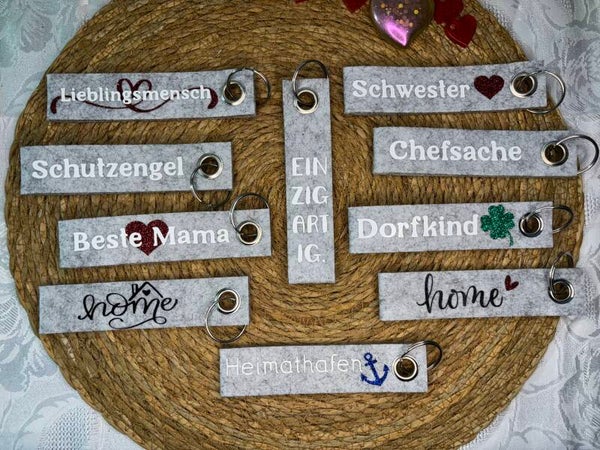 ✨ Individueller Filzschlüsselanhänger – mit Liebe gestaltet