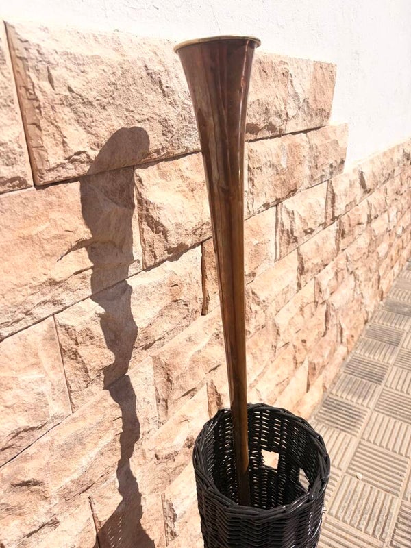 Trompeta antigua para carruaje