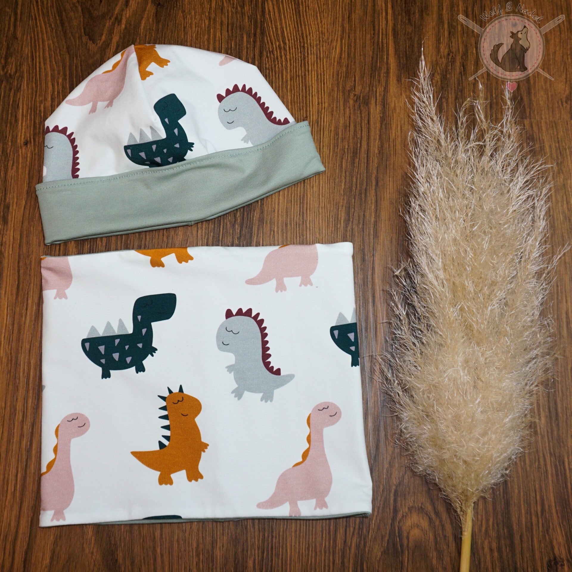 Mütze und Loop im Set