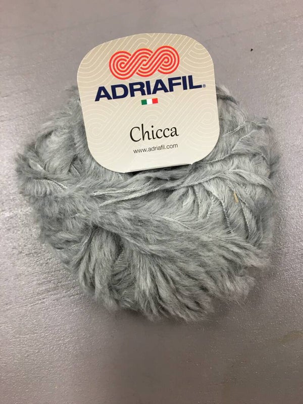Adriafil Chicca 051 zilvergrijs
