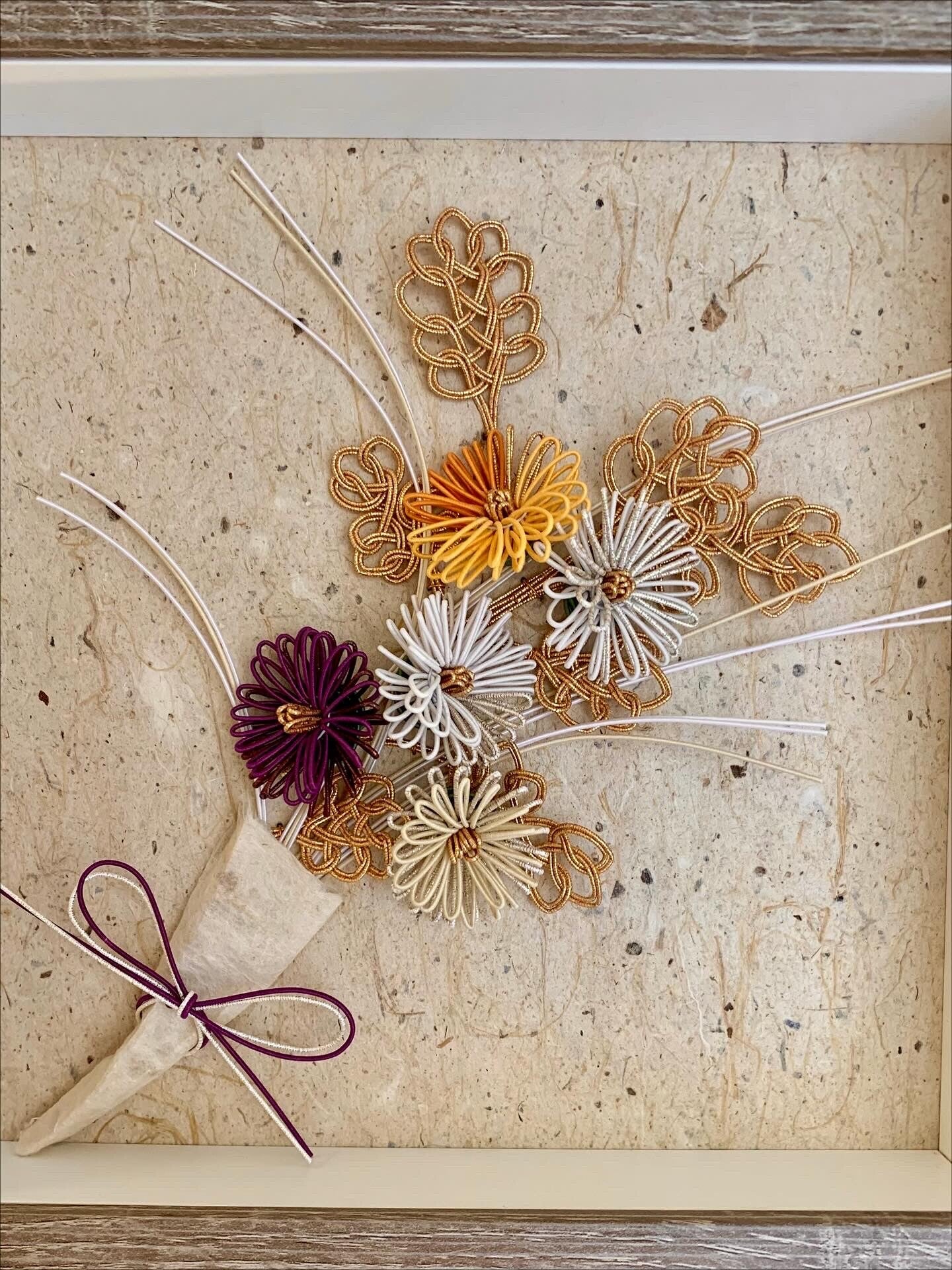 mizuhiki.chrysanthème