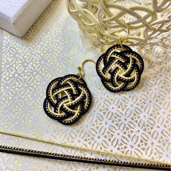 Boucles d’oreilles – Umé-musubi