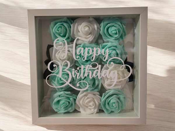 Rosenrahmen, Schattenbox, Bilderrahmen mit Blumen,  Geschenk zum Geburtstag " Happy Birthday"