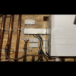 10af8ebe-6efd-49d4-8557-6f2c040806d8-standard.jpg