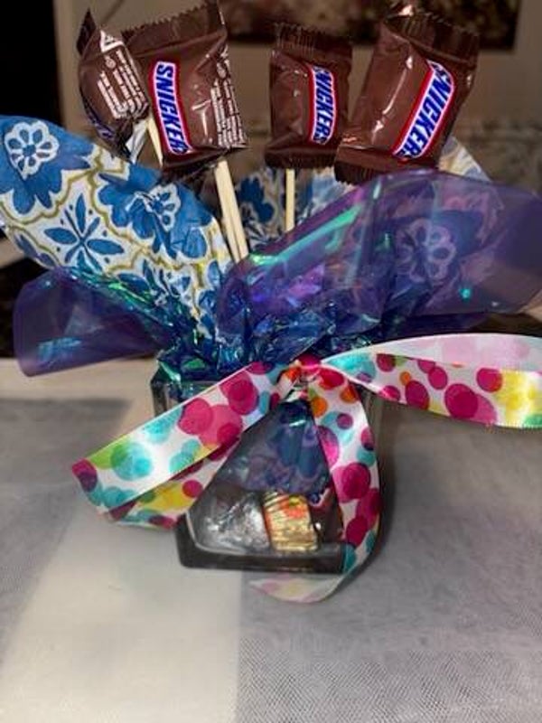 Small candy basket