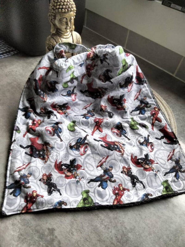 Serviette maternelle élastique en coton et éponge