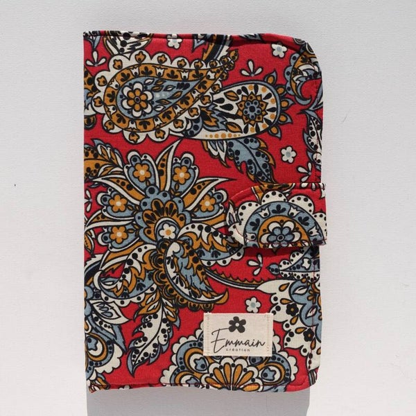 Protège Carnet de Santé Rouge Éclat