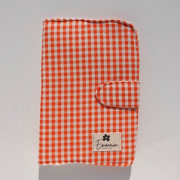 Protège Carnet de Santé Vichy Orange