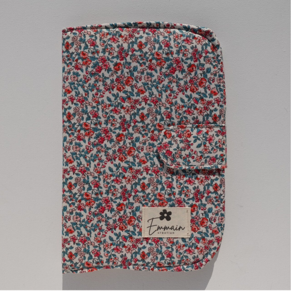 Carnet de Santé Fleuri Rouge