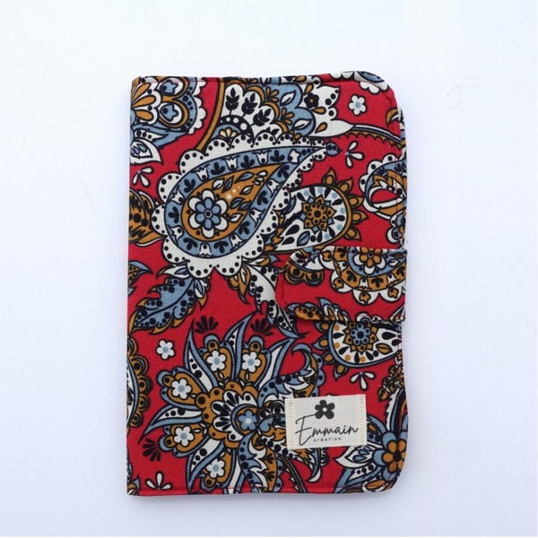 Protège Carnet de Santé Rouge Éclat