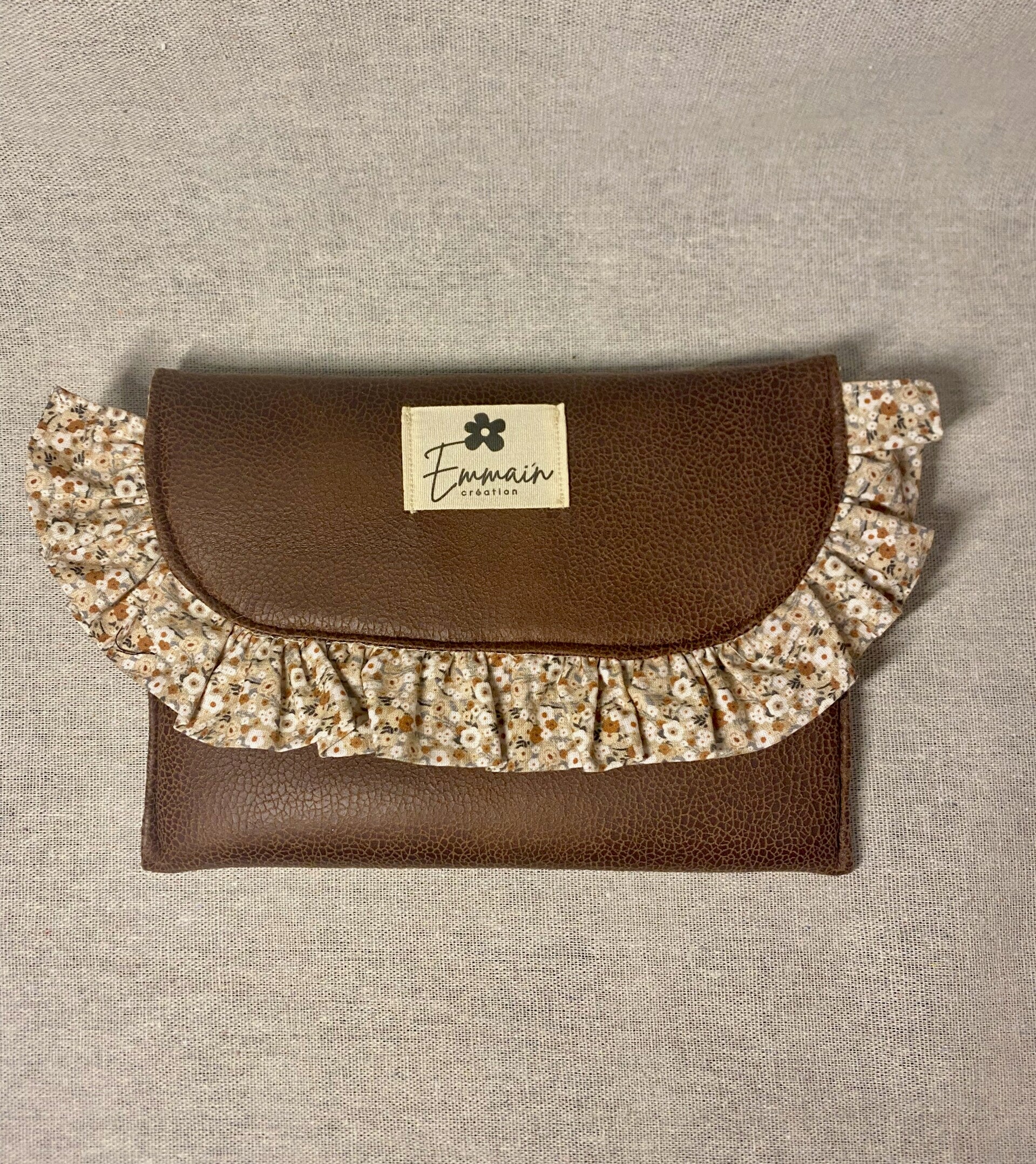 Pochette à froufrous en Cuir Marron
