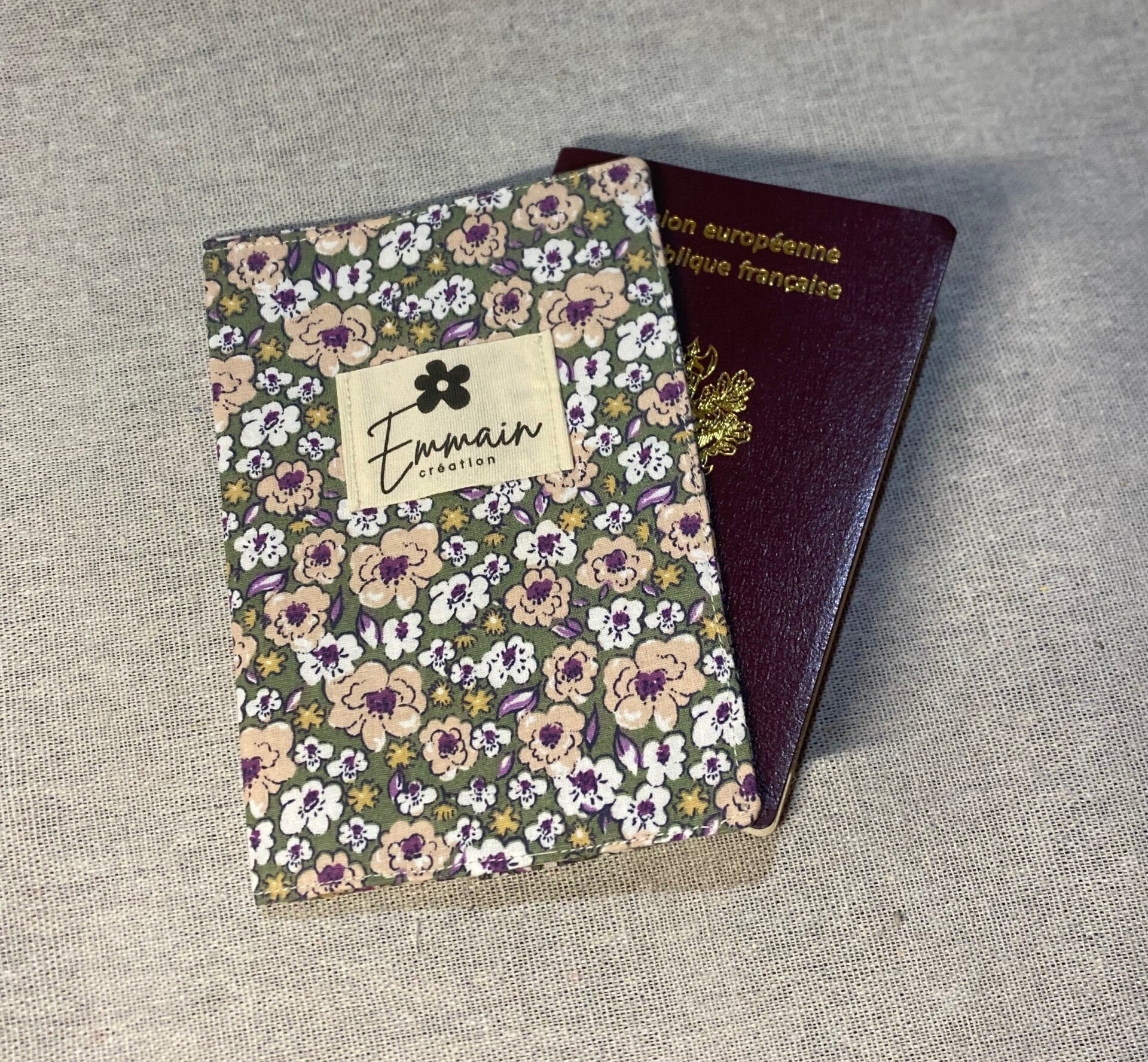 Protège-Passeport Fleuri Kaki