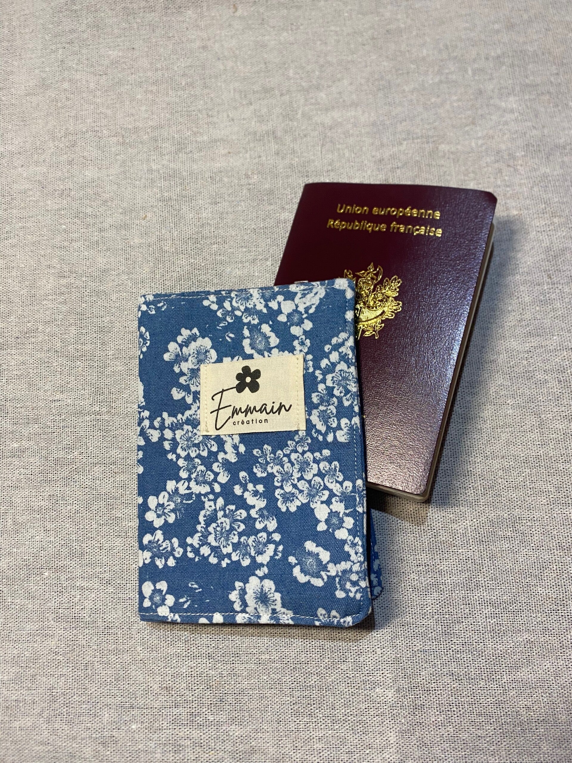 Protège-Passeport Fleuri Bleu