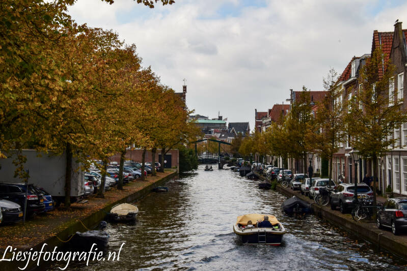 Leiden9-10-2021OudeRijn1.jpg