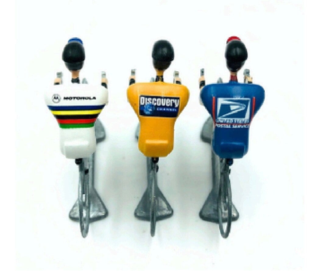 Cycling hero's Armstrong