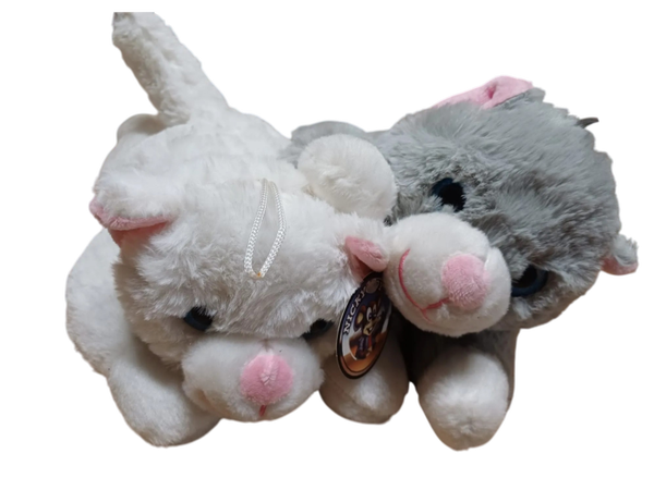 Pluche Poes wit en grijs Liggend 30 cm
