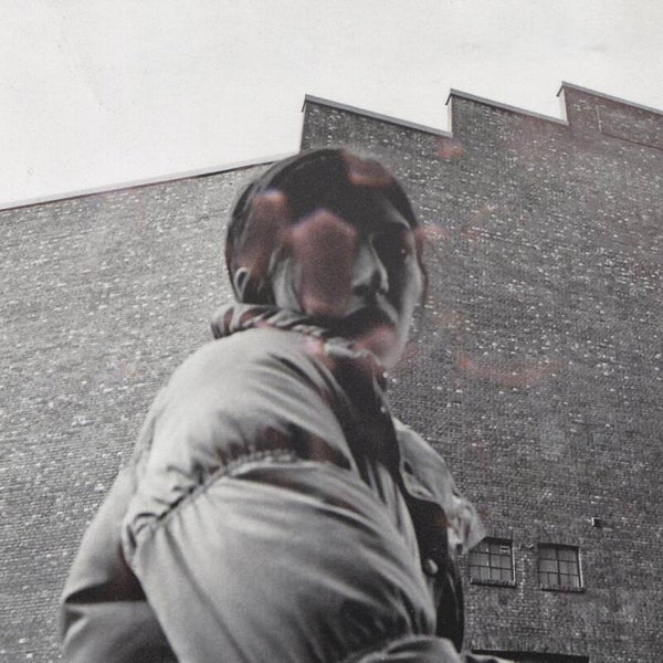 Aldous Harding – Warm Chris