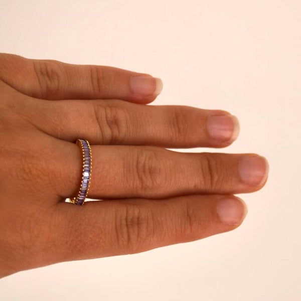 Victoria ring purple