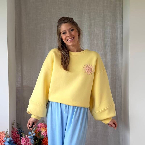 Sunny sweater