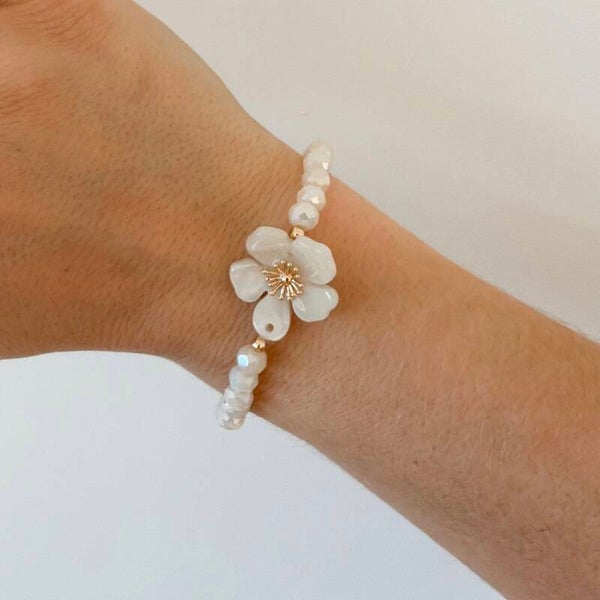 Flower bracelet