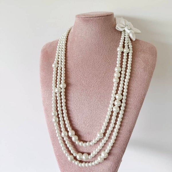 Pearl necklace