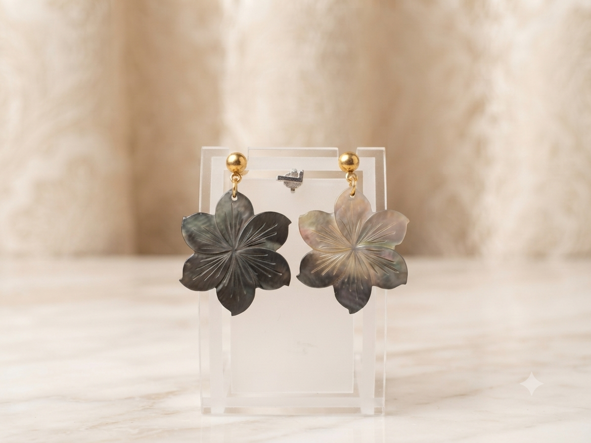Boucles d'oreilles Fleurs en Nacre