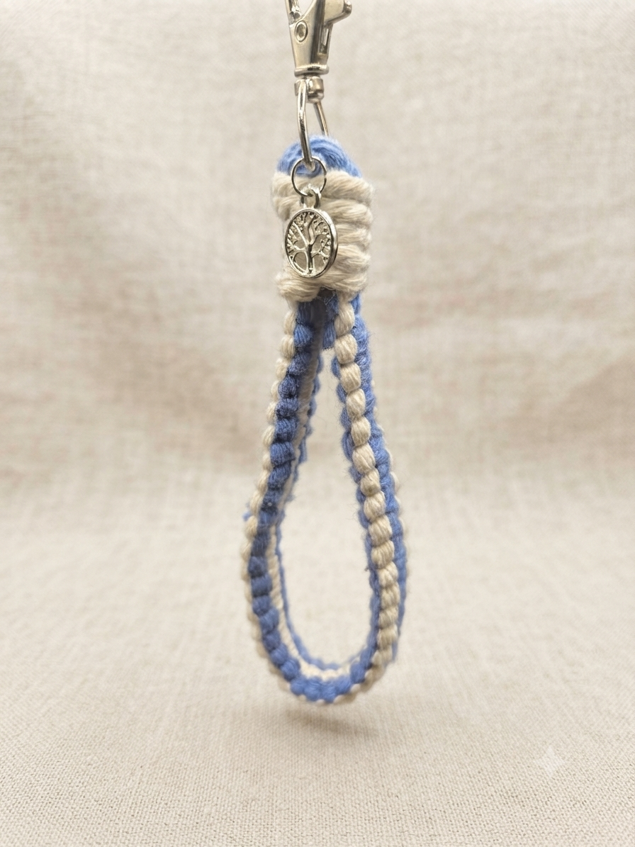 Porte clés en Macramé bleu/Beige