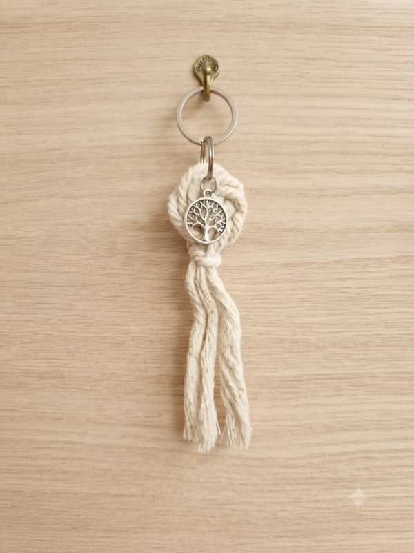 Porte clés en Macramé Beige
