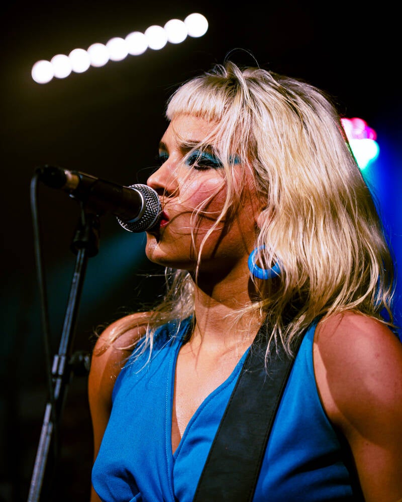 Esme Brigden Photos • The Molotovs
