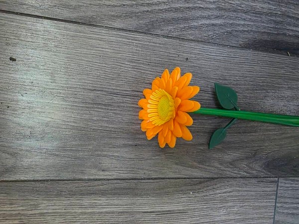 Orange sunflower ink pen