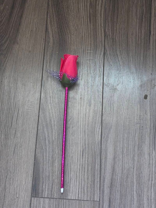 Red rose ink pen
