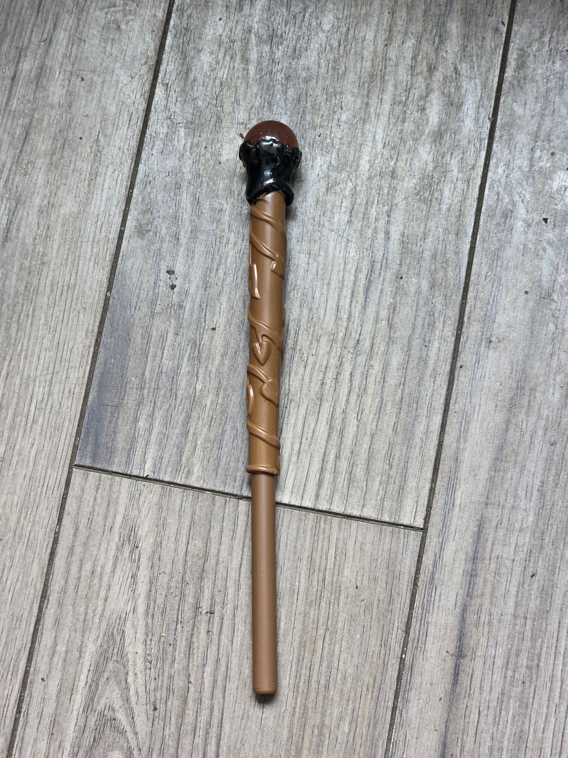 Brown crystal ball ink pen
