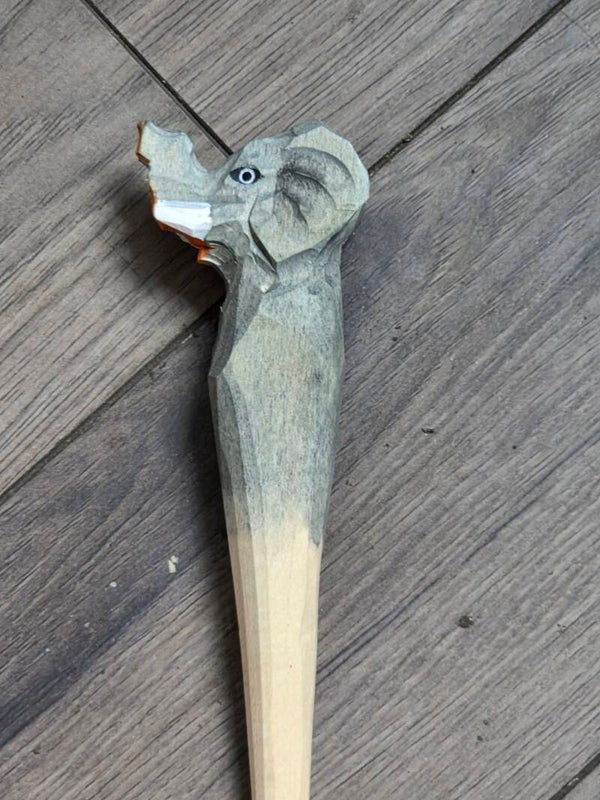 Wooden elephant ink pen