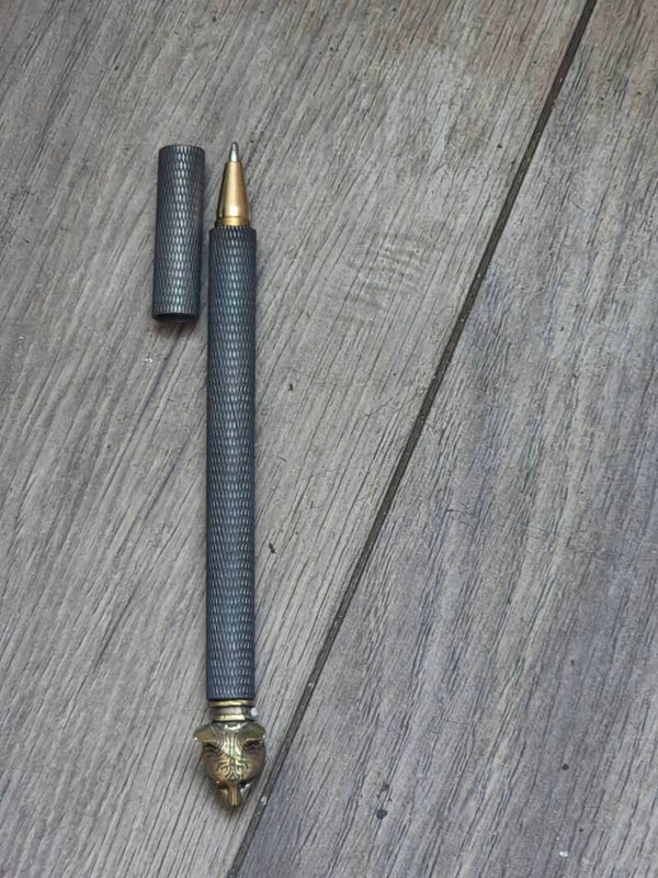 Wolf face ink pen - Black Copper body