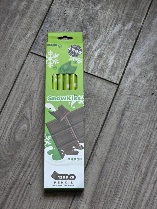 Chocolate mint Snowkiss themed 12 pencils