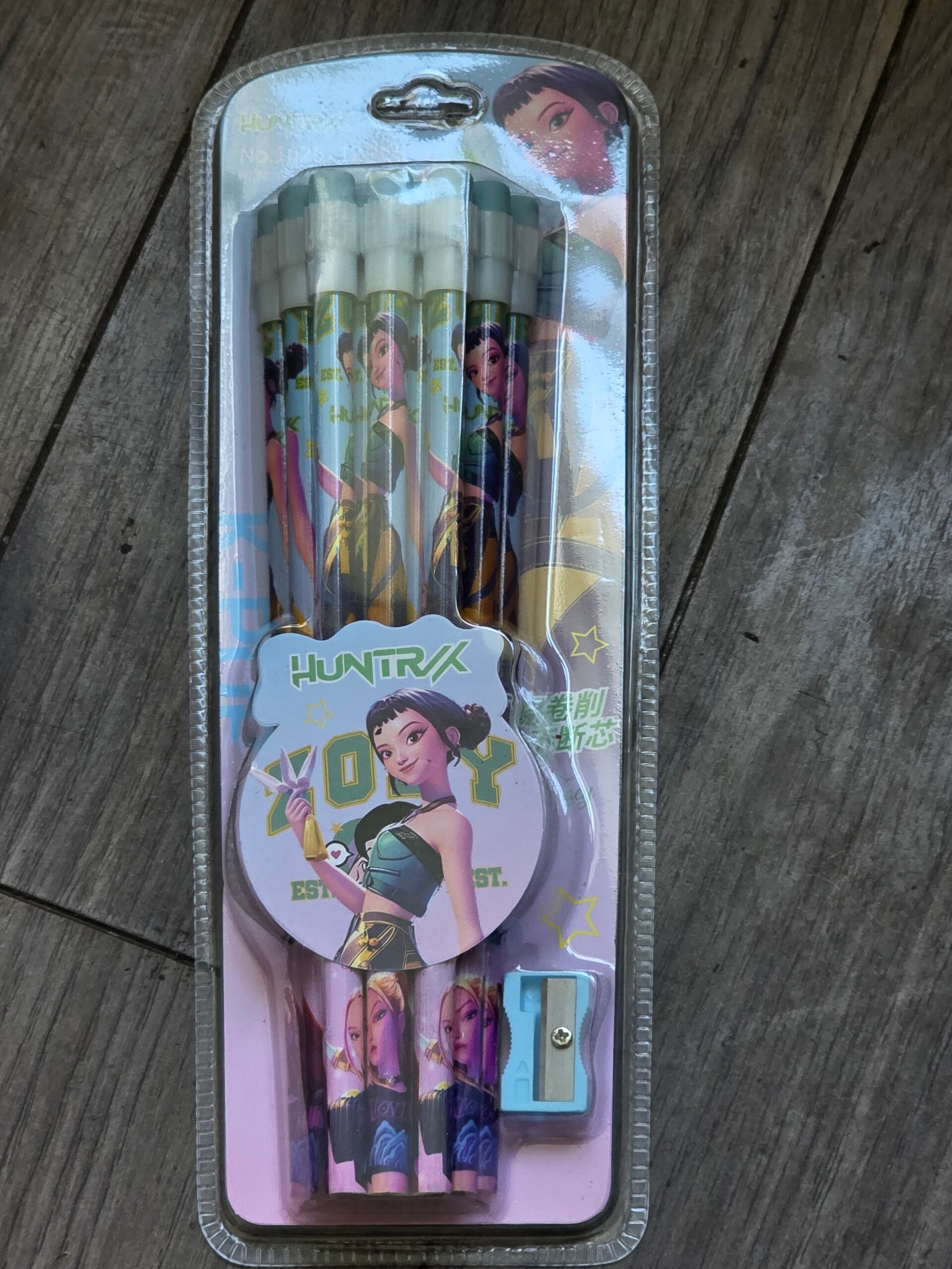 12 piece K-pop pencils - Zoey style