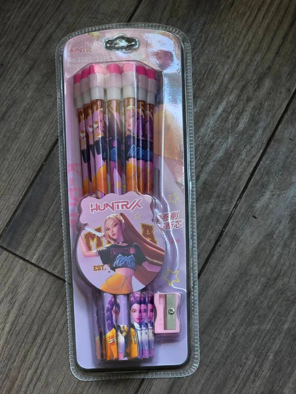 12 piece K-pop pencils - Mira style